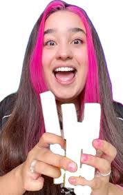 Emily Vick's Instagram, Twitter & Facebook