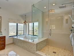 Ryan seacrest says kris jenner's bathroom is so ultra modern, he can't find the flush * 'she's got a bathroom in the entryway and it's a black toilet,' he says. Inside Bruce Jenner S Secluded 3 5m Malibu Home Daily Mail Online