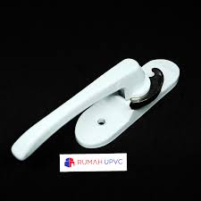 Kisaran harga per pintu dan jendela model oval bulat atau lengkung antara 4 sampai 8 juta untuk profil upvc warna putih, jika dibandingkan dengan harga variasi pintu kayu model lengkung atau oval, upvc masih terbilang sangat murah, karena variasi pintu kayu oval harus memakai kayu yang berkualitas, selain itu pintu kayu sangat mahal untuk perawatannya. Rumah Upvc Jendela Upvc Pintu Upvc Kusen Upvc Harga Kusen Upvc Harga Cresent Lock