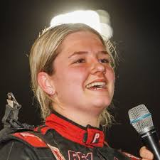 Holly Russell (@hollyrrusselll) • Instagram photos and videos