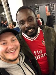 Aaron Dighton's Instagram, Twitter & Facebook