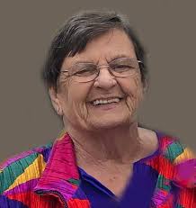 Maureen Hutchinson's Instagram, Twitter & Facebook