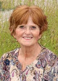 Leslie Burchfield's Instagram, Twitter & Facebook