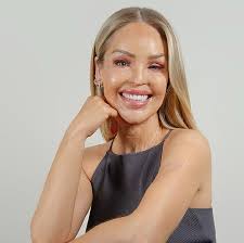 Things Get Better: Piper, Katie: 9781780874791: Amazon.com: Books