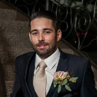 Mike Raetz's Instagram, Twitter & Facebook