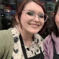 30+ "Vanderloon" profiles