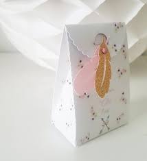 Boite A Dragees Plumes Attrape Revesanniversaire Rose Etsy Boite Dragees Modeles Plumes Papier Etsy