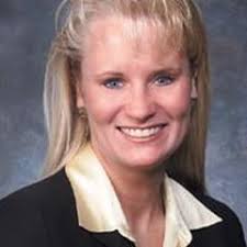 Heidi Parsons's Instagram, Twitter & Facebook