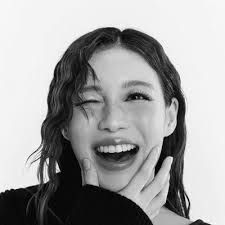 Leanne Hamel (@slayergleek)