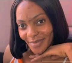 Carolyn Maki's Instagram, Twitter & Facebook