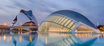Ciudad de las Artes y las Ciencias: Arquitectura Vanguardista y Divulgación Científica