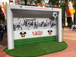 Record paris en ligne cette année, pour cette coupe du monde 2018 en russie, les sites de paris sportifs en ligne ont explosé les compteurs et d'ailleurs, à titre indicatif La Coupe Du Monde 2018 Se Joue Aussi A Disneyland Paris Disneyland Paris Bons Plans