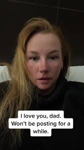 Leah Rinehart's Instagram, Twitter & Facebook