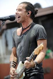 Gavin Rossdale And Bush Played During The Sunset Music Festival In La Gavin Rossdale Hits The Stage With Gavin Rossdale Sunset Music Festival Music Festival