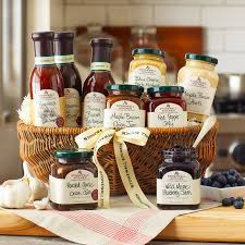 Stonewall kitchen antipasto gift basket the person who loves to cook will be so happy to receive this stonewall kitchen antipasto gift basket ($65). Favorite Flavors Gift Stonewall Kitchen Best Christmas Gift Baskets Wine Gift Baskets Family Gift Baskets