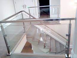 The contemporary look of a brushed or high polish steel rail not only looks good, but is easy to maintain. åº·ç†™å­—å…¸ Kangxizidian 43 Stair Steel Railing Design With Glass