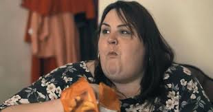 Mum who weighs 35 stone and eats 4,000 calories a day…