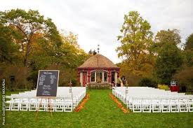 10 Mansion Wedding Venues In Boston See Prices In 2020 Farm Wedding Venue Wedding Venues Mansion Wedding Venues