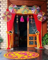 Fabulous Teej Decoration Ideas For An Amazing Celebration At Home In 2020 Flower Decorations Mehndi Decor Colorful Decor