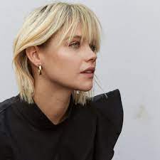 Small Pendo Hoop Earrings Hairstyles For Thin Hair Short Thin Hair Hairstyle