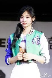 pin auf twice tzuyu
