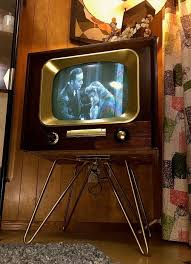 A Gallery Of 20 Photos Of Philco Predicta Tv Sets The Most Iconic Of American Television Designs Vintage Everyday Vintage Television Vintage Tv Tv Sets