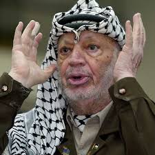 המאזין מביע את דעתו על השמאל הישראלי ותוהה מדוע חכ תמר זנדברג הצטלמה בקבר ערפאת. 103fm ×™××¡×¨ ×¢×¨×¤××ª