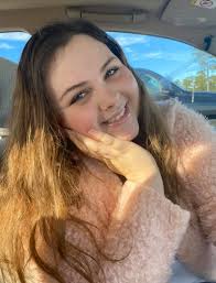 adopted by Wendy Metty* 💓💓 *adopted by Shelley Busy* Hey! My name is  Shayna Welch and I'm a senior at TCCHS. I plan