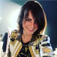 Leslie Barrow's Instagram, Twitter & Facebook