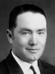 Myron Rowe's Instagram, Twitter & Facebook