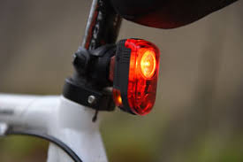 Producttest Bontrager Flare R Tail Light Visible By Daylight Blog Velowire Com Paris Thover Com Photos Videos Actualites