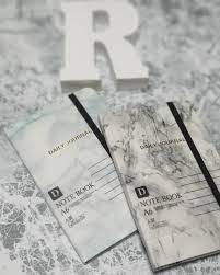 文房具好きが セリア ダイソー キャンドゥ で見つけた 話題の文房具20選 folk ダイソー ノート 文房具 ダイソー