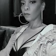 Maturing is rewatching Coming to America and realizing Patrice was hotter  than Lisa ❤️‍🔥