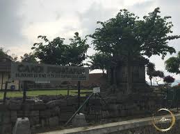 Candi pringapus dibangun berdasarkan bentuk gunung mahameru. Candi Pringapus Di Ngadirejo Kabupaten Temanggung Travellumy
