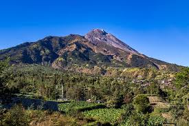 Hari ini setidaknya terjadi dua kali guguran di gunung merapi yang terpantau dari pos pengamatan gunungapi merapi (pgm) babadan. Sempat Meletus Begini Kondisi Gunung Merapi Saat Ini