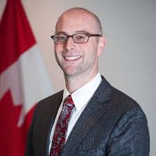 It was a snowy Saturday today at the Gallagher Way Christmas Market at  Wrigley field, but it was great to see some Canadian retailers bringing  their high-quality (and warm!) clothes to… |