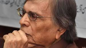 تعلیمی نصاب میں وطن پرستی کو شامل کرنا چاہیے یا نہیں؟