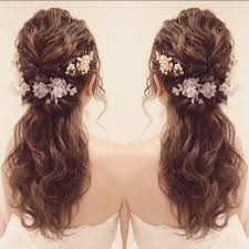 ルーズなポニー風ハーフ o ハーフアップスタイル ヘアスタイル ツイスト アレンジ ヘアアレンジ ウェディング ヘアスタイル ベールヘアスタイル 派手な髪型