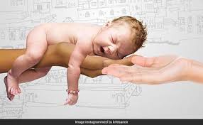 It will star kriti sanon and pankaj tripathi in the lead role. Mimi Kriti Sanon Reveals The First Look Of Her Film On Surrogacy