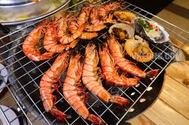These are the best places to eat, drink, shop club & etc in the klang valley area. Talaykrata Seafood Bbq Buffet Publika Live Tiger Prawns Malaysia Food Travel Blog