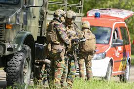 Juli 1944 in berlin) war ein dt. Terrorverdachtiger Berufssoldat Halt Belgien Weiter In Atem 46 Jahriger Wird Auch Uber Interpol Gesucht Ostbelgien Direkt