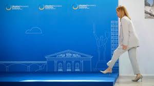 تصاویر جعلی نخست وزیر و سیاستمداران زن ایتالیا در سایت‌های پورن خشم مردم را  برانگیخت | سایت انتخاب