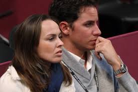 She had at least 1 relationship previously. Martina Hingis Ex Husband Claims Tennis Star Her Mum And Boyfriend Beat Him Up Bleacher Report Latest News Videos And Highlights