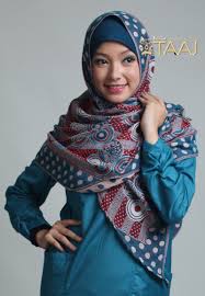 Hasil gambar untuk Kerudung Taaj Terbaru
