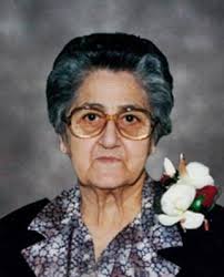 Anna Comeaux's Instagram, Twitter & Facebook