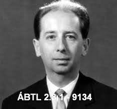 Istvan Balint's Instagram, Twitter & Facebook