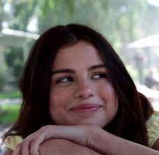 Selena Gomez Wishes She Was ''As PRETTY As Bella Hadid'' As She Uses a  Filter Inspired by the Model