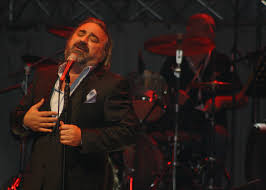 Volkan konak'ın, dmc ve avrupa müzik etiketiyle yayınlanan dalya albümünde yer alan doğrudur isimli şarkısı, video klibiyle. Volkan Konak Vikipedi