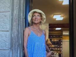 I'm a Retired Widow Who Moved From Texas to Lake Como