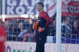 Een indrukwekkende minuut stilte voor de broer van kjell scherpen, die afgelopen week overleed. Indrukwekkende Minuut Stilte Bij Fc Emmen Voor Overleden Broer Scherpen Video Sportnieuws